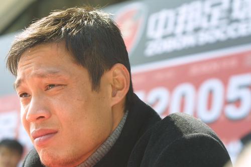 今日焦点战预告02:00 西甲赛场 巴塞罗那 vs 阿尔梅利亚 巴塞罗那战鱼腩力争大胜止颓03:30 德甲赛事 沃尔夫斯堡 VS 拜仁慕尼黑 拜仁有望告捷紧追榜首之位04:00 法甲赛场 巴黎圣日耳曼 VS 梅斯 大巴黎主场告捷“梅”有难度？04:00 意杯赛事 国际米兰 VS 博洛尼亚 多线作战，国际米兰能否继续高歌猛进？事件内马尔缺席美洲杯！